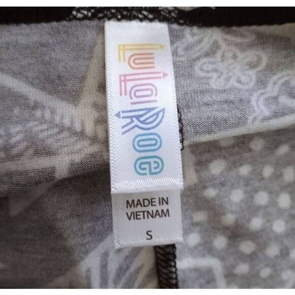 LULAROE BLACK & WHITE PERFECT DRESS SZ.S NWT. - Picture 4 of 4